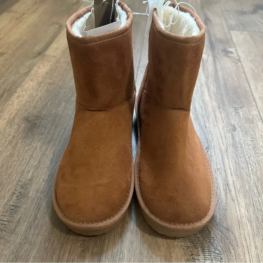NWT!! Children’s Place Faux Fur Winter Boots, Chestnut, Size 6
